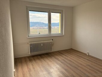 Prenajmem 3 izbový byt v Poprade s výhľadom na Tatry - 3
