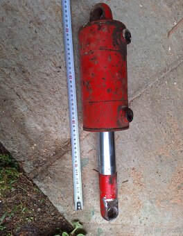 Hydraulicky valec - 3