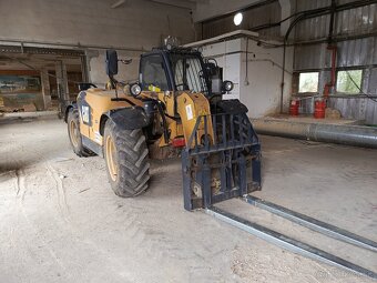Caterpillar TH406 teleskopický manipilátor - 3