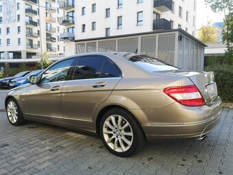 Mercedes-Benz C200kompresor 135kw W204 2007 manuál - 3