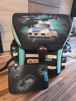 Školské tašky- Mcneill a ARS Una studio - 3