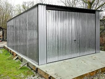 Pozinkovaná plechová garáž 4×6 m – výklopná brána - 3