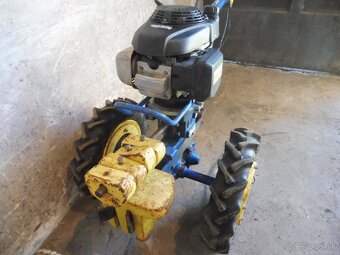 predám malotraktor agzat s náradím - 3