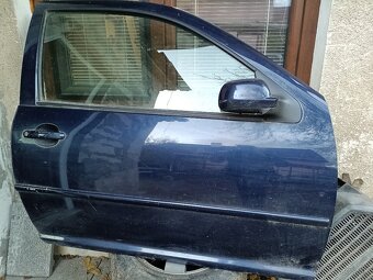 Golf 4 3dv. - dvere .... rezervované do 3.11. - 3