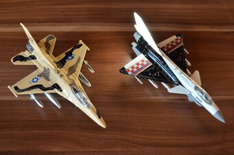 Angličáky lietadlá, autá - 3