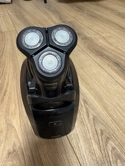 Holiaci strojček - 3