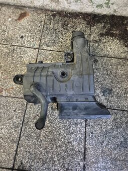 Predám filter box pre Škoda Octavia 3 /VW Golf a iné - 3