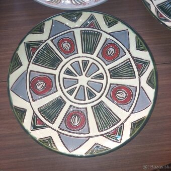 Predám keramické taniere 6 ks - 3