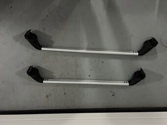 Predám originál VW Passat B8 priečny nosič - 3