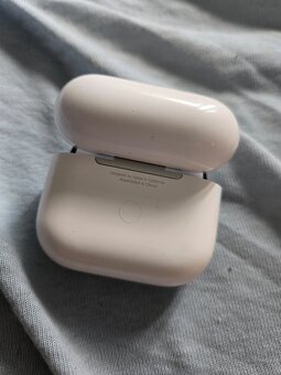 Apple airpods 3 Bez krabičky MAM 20 KS iba sluchadla a case - 3