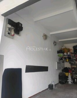 Exkluzívne predám garáž v centre KNM - 3