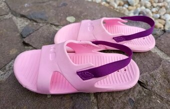 DECATHLON NABAIJI RUŽOVÉ SANDALKY DO VODY - 3