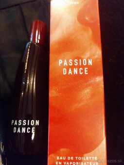 Parfémy Avon + darček listovka čierna saténová - 3
