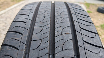 Letné pneu 215/60 R17C --- GOOD YEAR - 3