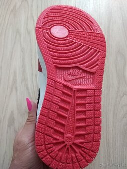 Členkové AIR Jordan a tričko - 3