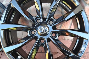 5x114,3 R16 Hlinikove disky na Toyotu Auris + TPMS - 3