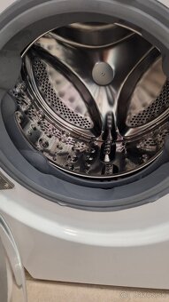 Práčka LG FA2S8V3GN3W - 3