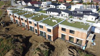 ZAUJÍMAVÁ CENA 3i dom +kuchyňa +1x parkovanie+záhrada 160m2 - 3