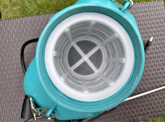 Predám akumulátorový chrbtový postrekovač Evika EJ80 – 8 l - 3