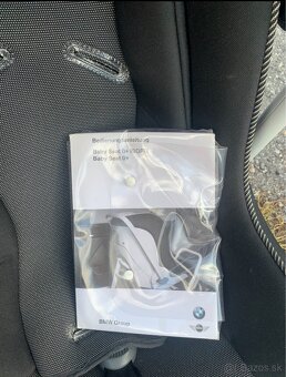 BMW autosedačka - 3