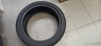 Pirelli 245/40R19 98V - 3