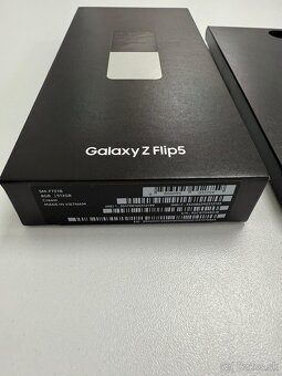 Samsung Galaxy Z Flip 5 512GB - 3