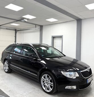Skoda Superb Combi 2.0TDI 4x4 Xenon/R18 - 3