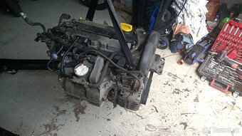 Komplet motor GM Z16XE Opel 1.6 16v 175tis. km - 3