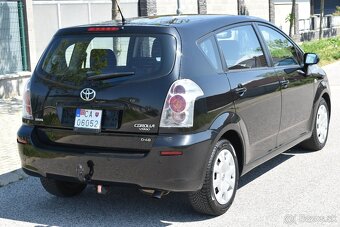 Toyota Corolla Verso 2.2 D-4D 135 Terra 7m - 3