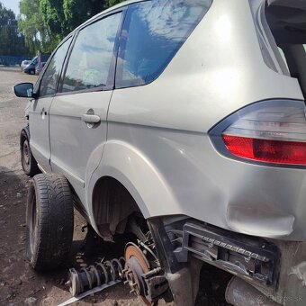 Ford S-MAX - 3