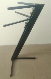 Stojan - 3