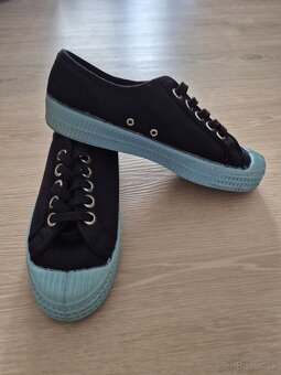 Tenisky novesta - 3