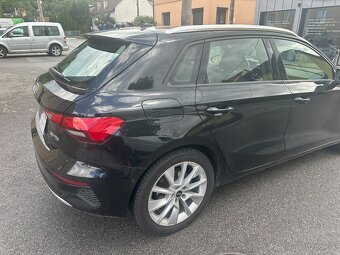 Audi A3 Sportback 35 2.0 TDI Advanced S tronic - 3