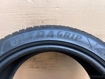 Zimné pneumatiky 225/45 R17 Goodyear dva kusy - 3