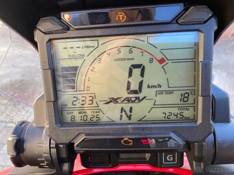 Honda x adv750 - 3