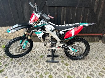 Kawasaki KXF 250 - 2011 - 3