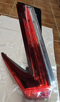 Zadne lave svetlo Honda CRV V - 3