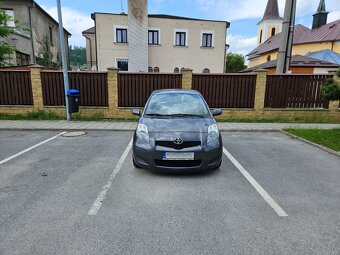 Toyota YARIS 74kW automat – veľmi dobrý stav - 3