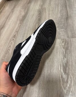 NIKE Dunk low Retro Black / White SE 45,5 - 3