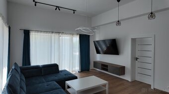 Zrekonštruovaný dom v tichej lokalite s veľkým potenciálom - 3