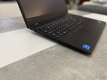 Lenovo ThinkPad T570 i5-6300U 16GB RAM 256GB SSD LTE - 3