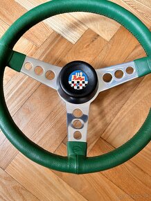 Renovace a obšítí sportovního volantu pro vašeho veterána - 3