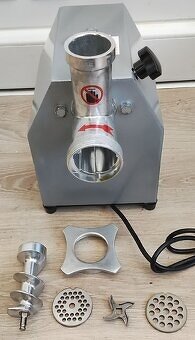 Elektrický mlynček na mäso 750W 60kg / hod. 2 šajby - 3