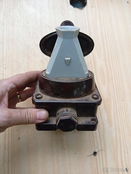 Predam zásuvky na 380V/400V - 3