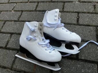 Dievcenske zanovne korcule - 3