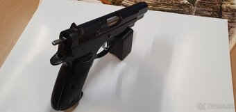 Pištoľ CZ 75 - 3