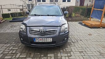 Toyota Avensis na ND - 3