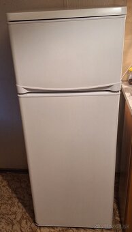 Chladnicka s mrazakom - 3