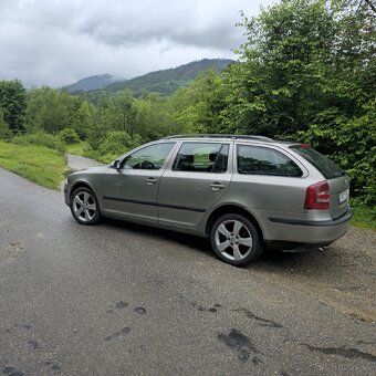 Škoda octavia combi 2,0tdi DSG - 3