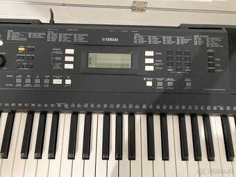 Yamaha klavír PSR-E343 - 3
